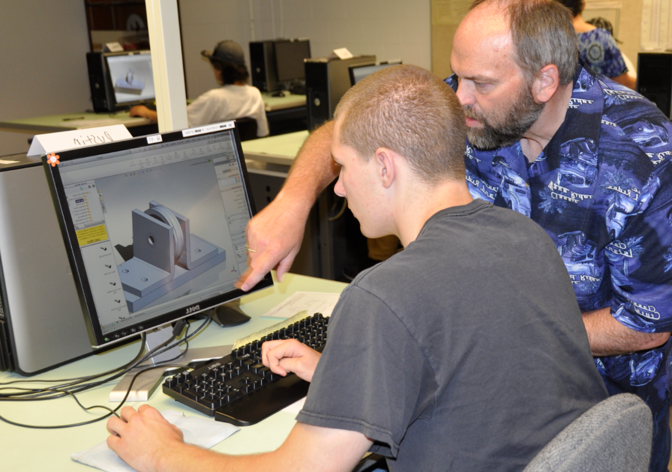 photo of student using cadd software